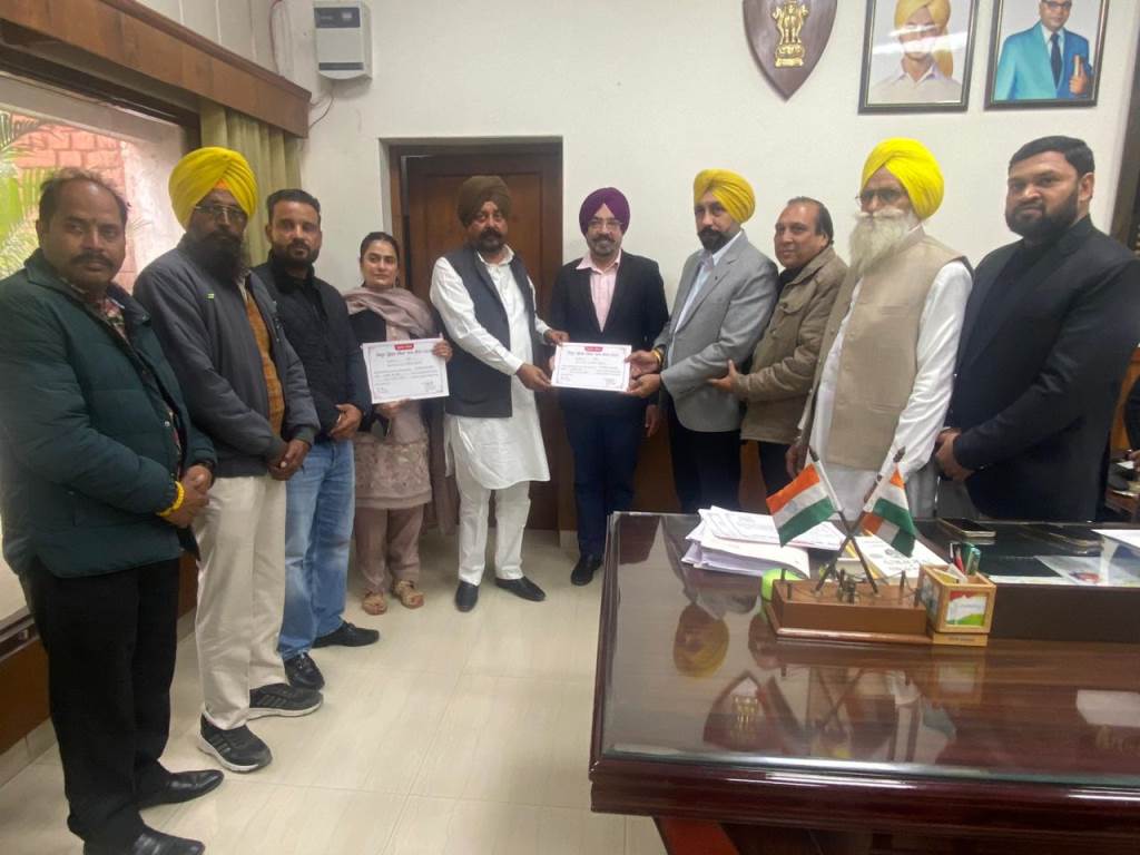 Winning candidates from Zila Parishad Balian and Ghanauri received their winning certificates from the Returning Officer